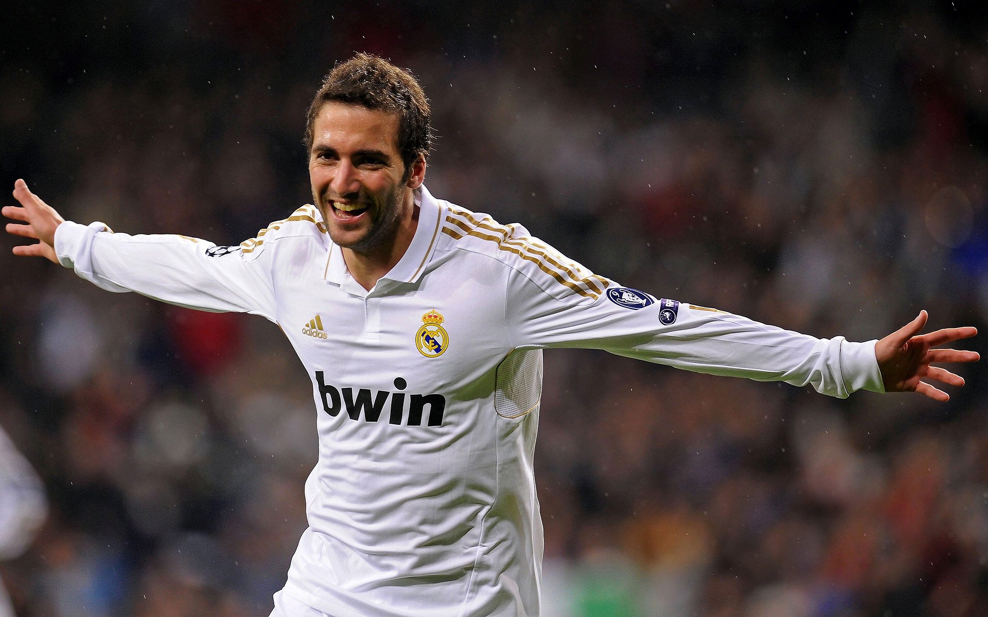 FIFA电竞世界杯开赛,选手技术与心理对抗激烈,fifa足球世界电竞世界杯